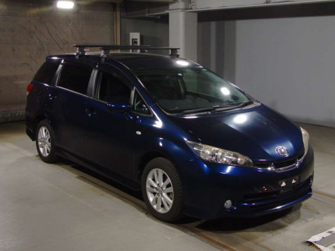 2010 Toyota Wish ZGE20W[2]