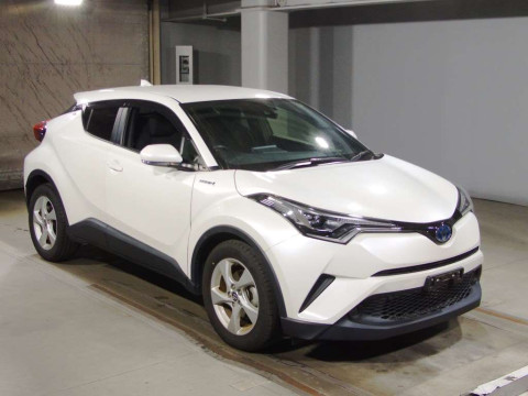 2018 Toyota C-HR ZYX10[2]