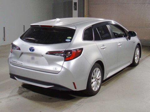 2020 Toyota Corolla Touring Wagon ZWE211W[1]