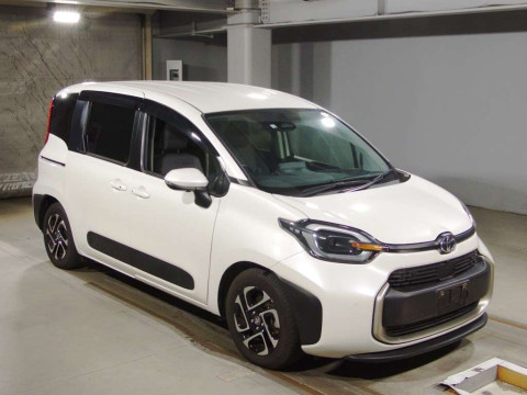 2022 Toyota Sienta MXPL10G[2]