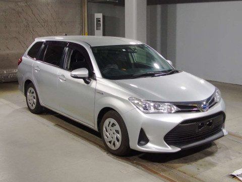 2020 Toyota Corolla Fielder NKE165G[2]