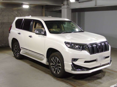 2021 Toyota Land Cruiser Prado TRJ150W[2]