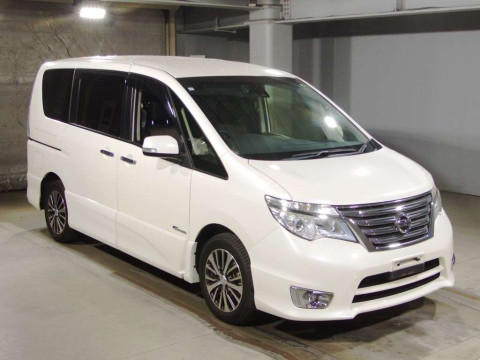 2015 Nissan Serena HFC26[2]