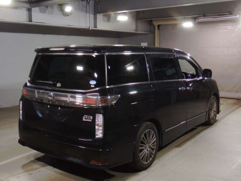 2020 Nissan Elgrand TE52[1]