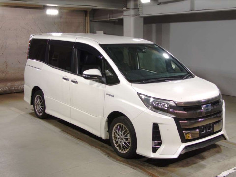 2020 Toyota Noah ZWR80W[2]