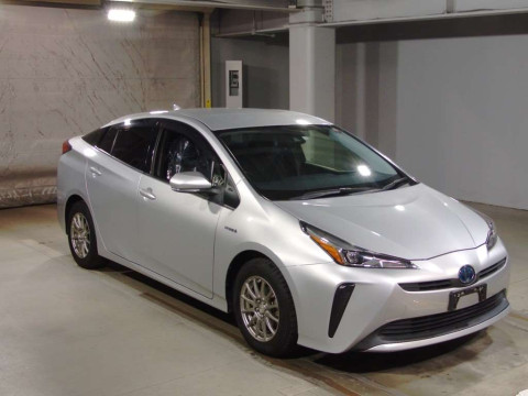 2019 Toyota Prius ZVW51[2]