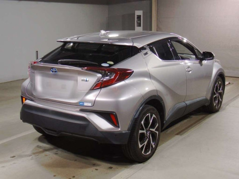 2018 Toyota C-HR ZYX10[1]