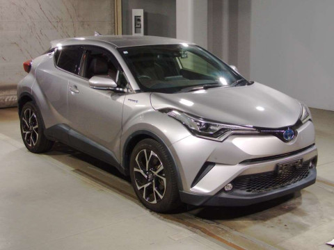 2018 Toyota C-HR ZYX10[2]