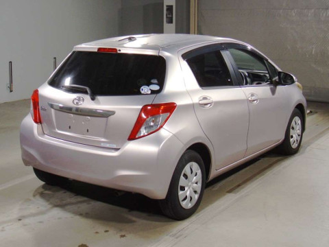 2012 Toyota Vitz NSP130[1]