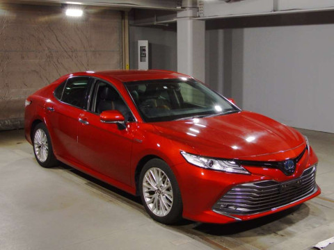 2018 Toyota Camry AXVH70[2]