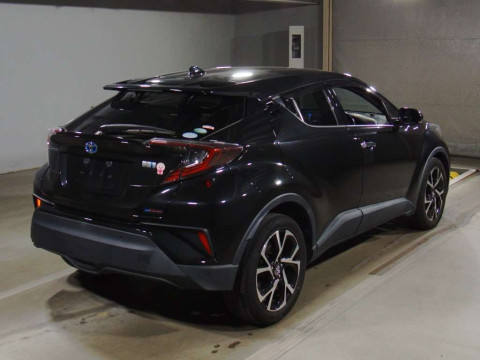 2018 Toyota C-HR ZYX10[1]