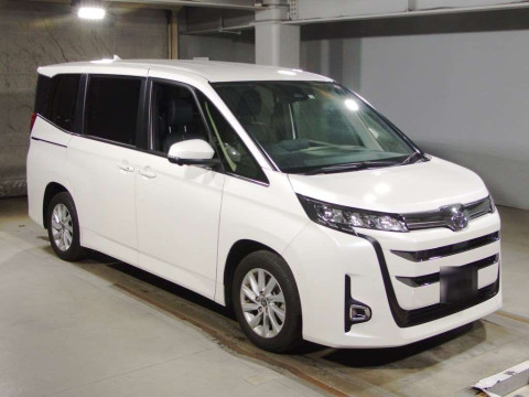 2022 Toyota Noah MZRA90W[2]