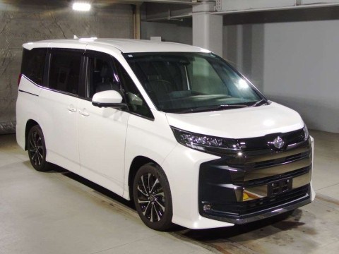 2024 Toyota Noah MZRA90W[2]