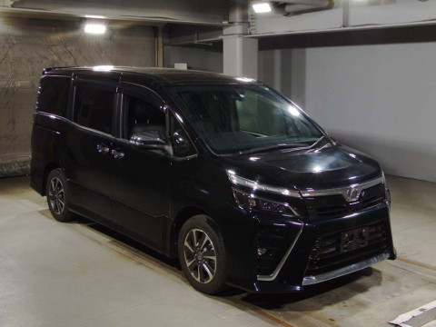 2020 Toyota Voxy ZRR80W[2]