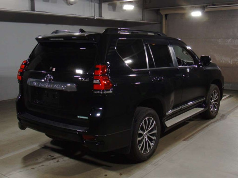 2015 Toyota Land Cruiser Prado GDJ151W[1]