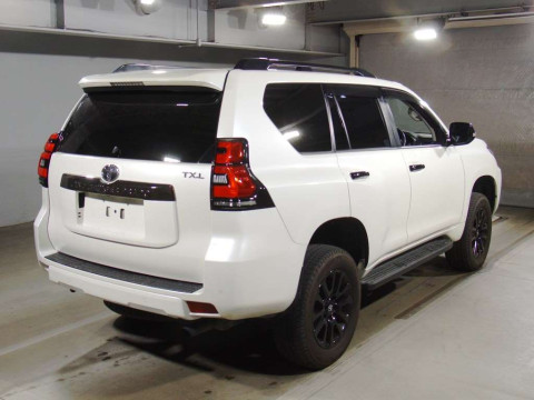 2020 Toyota Land Cruiser Prado TRJ150W[1]