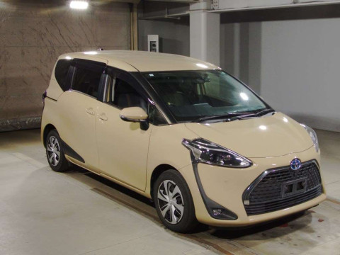 2021 Toyota Sienta NHP170G[2]