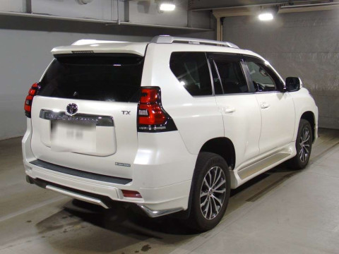 2020 Toyota Land Cruiser Prado TRJ150W[1]