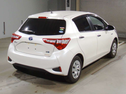 2019 Toyota Vitz NHP130[1]