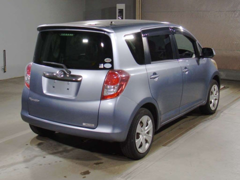 2009 Toyota Ractis SCP100[1]