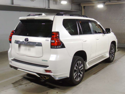 2022 Toyota Land Cruiser Prado TRJ150W[1]