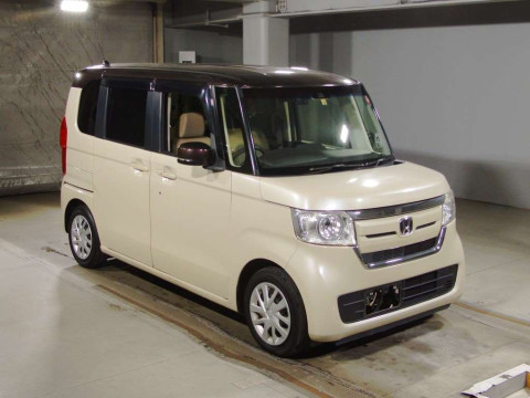 2017 Honda N-BOX JF3[2]