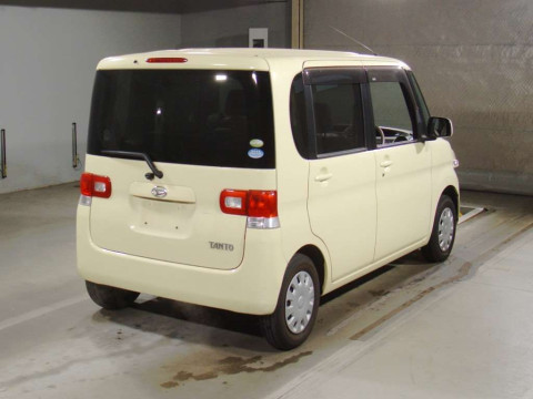 2010 Daihatsu Tanto L375S[1]