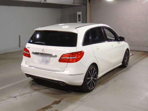 2014 Mercedes Benz B-Class 246242[1]