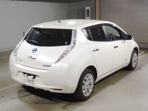 2016 Nissan Leaf AZE0[1]