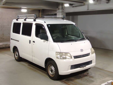 2009 Toyota Liteace Van S402M[2]