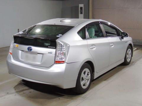 2010 Toyota Prius ZVW30[1]