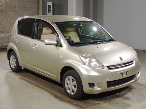 2010 Toyota Passo KGC10[2]