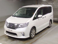 2011 Nissan Serena