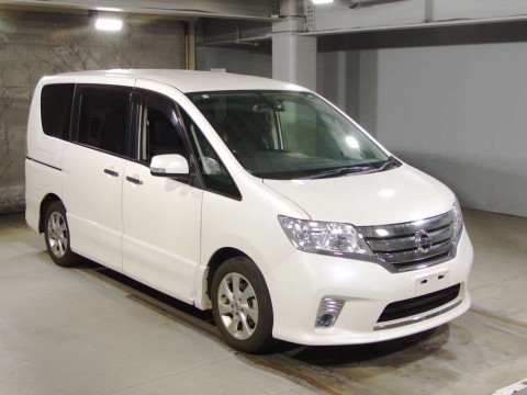 2011 Nissan Serena FC26[2]