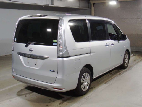 2013 Nissan Serena HC26[1]