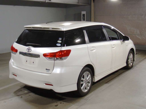 2010 Toyota Wish ZGE20W[1]