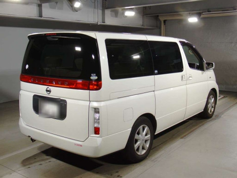 2004 Nissan Elgrand E51[1]