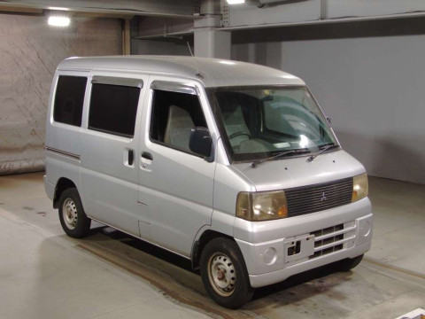 2002 Mitsubishi Minicab Van U61V[2]