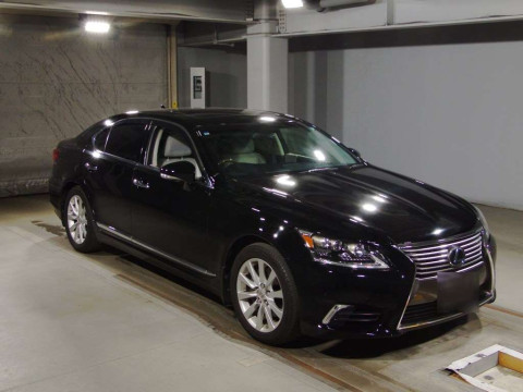 2013 Lexus LS USF40[2]