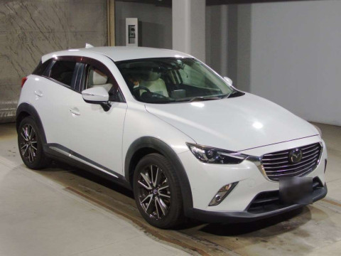 2016 Mazda CX-3 DK5FW[2]