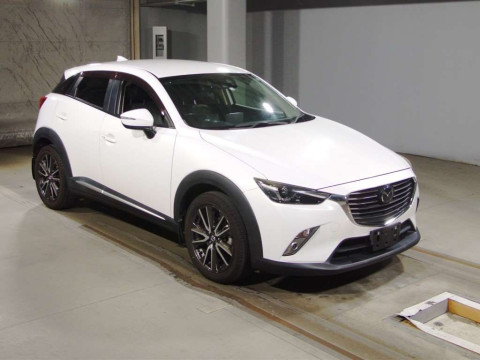 2016 Mazda CX-3 DK5FW[2]