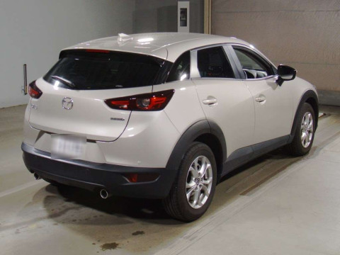 2022 Mazda CX-3 DK8FY[1]