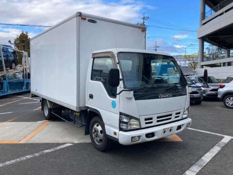 2005 Isuzu Elf Truck NPR81AN[2]