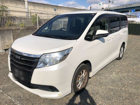 2015 Toyota Noah ZRR80G[0]