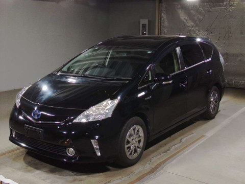 2014 Toyota Prius alpha ZVW41W[0]