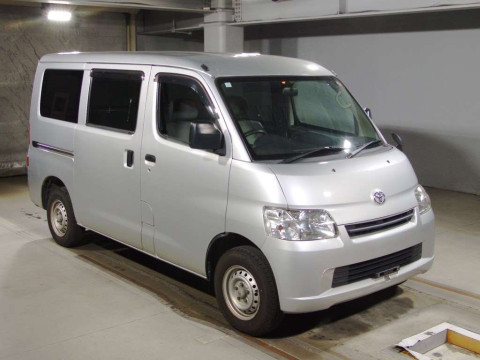 2019 Toyota Liteace Van S402M[2]