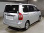 2011 Toyota Noah