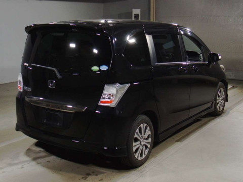 2014 Honda Freed GB3[1]