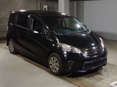 2014 Honda Freed GB3[2]