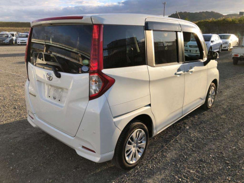 2020 Toyota Roomy M900A[1]